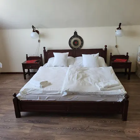 Inga Szálloda 3*